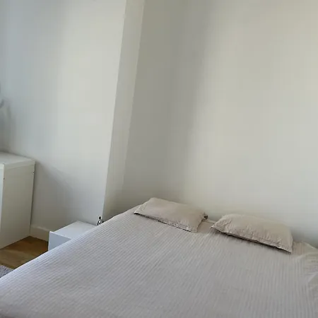 Comfortable Near Belleville * Paris